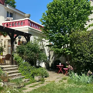 Maison d'hôtes Les Charmettes D Hotes